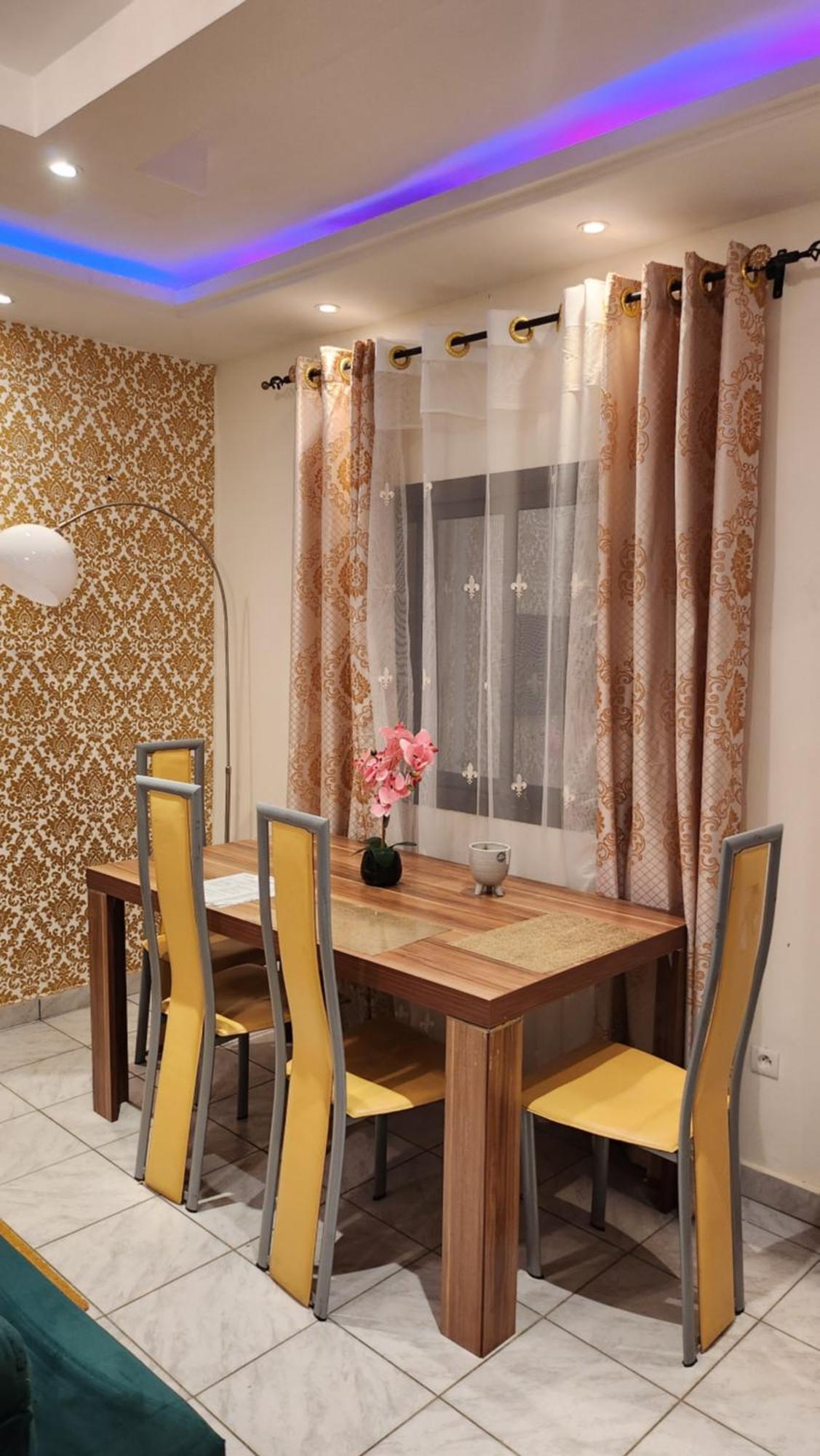Residence Deluxe Yaoundé Екстериор снимка